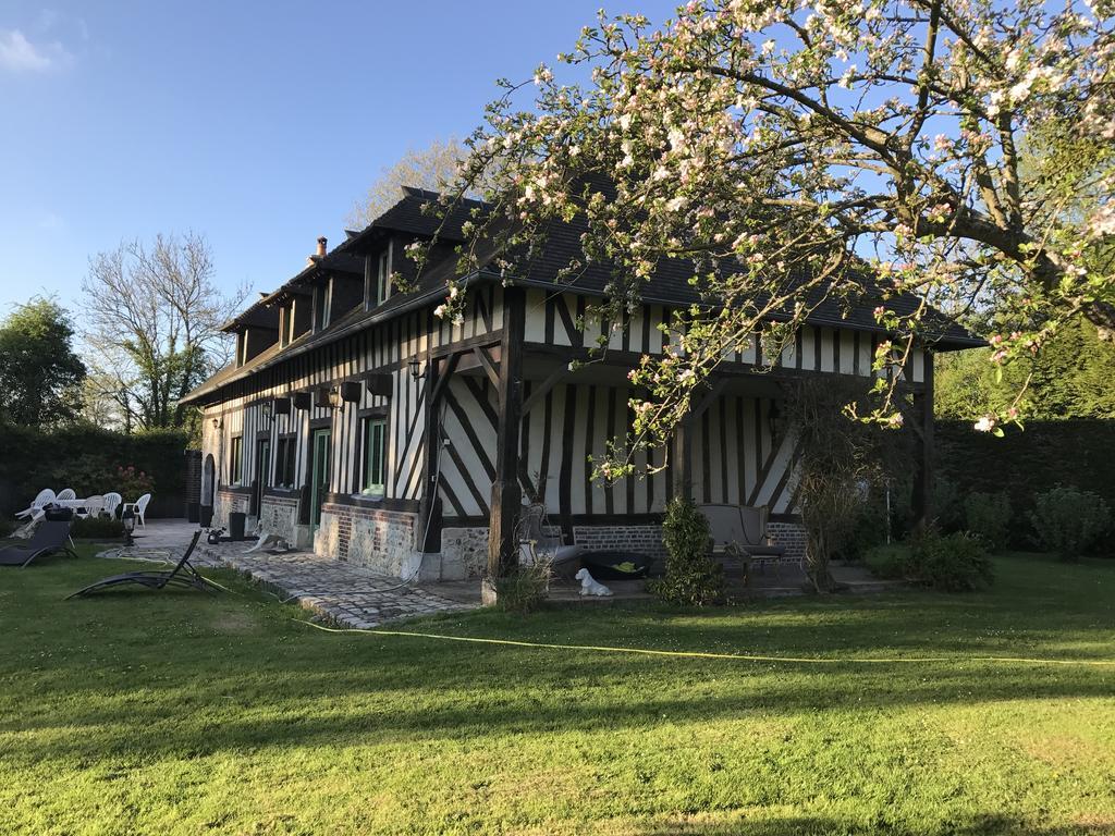 Bed and Breakfast Le Petit Pressoir Saint-Gâtien-des-Bois Exterior foto