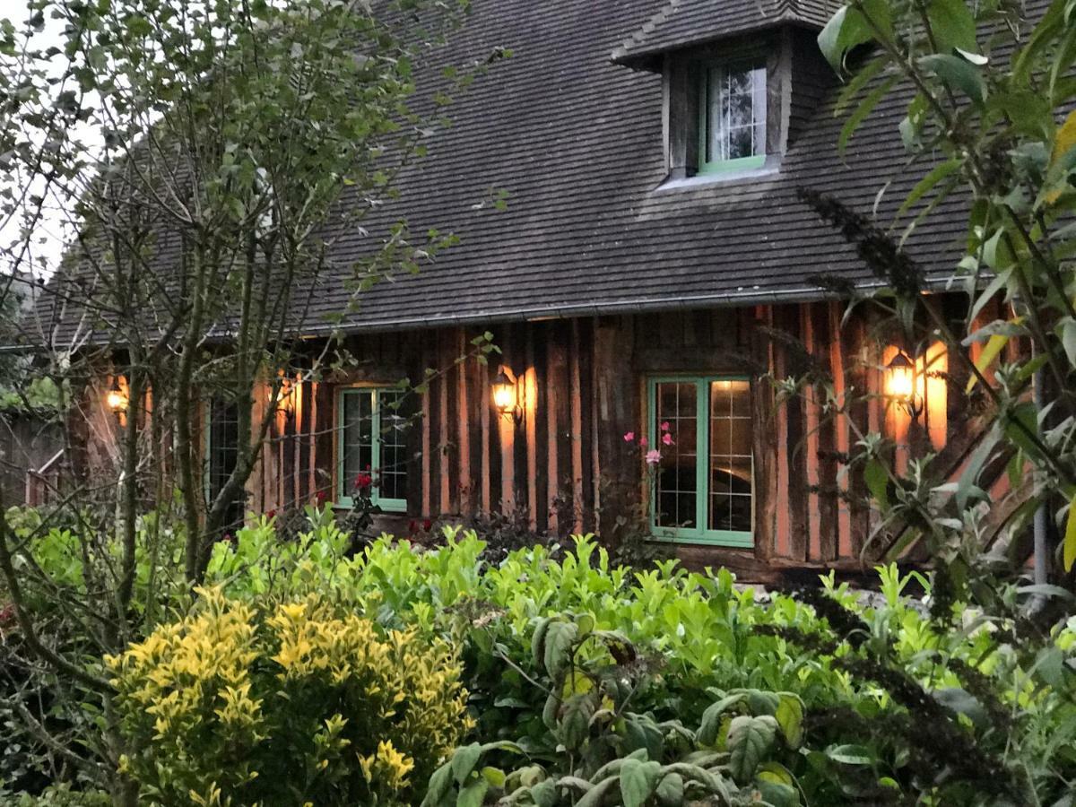 Bed and Breakfast Le Petit Pressoir Saint-Gâtien-des-Bois Exterior foto